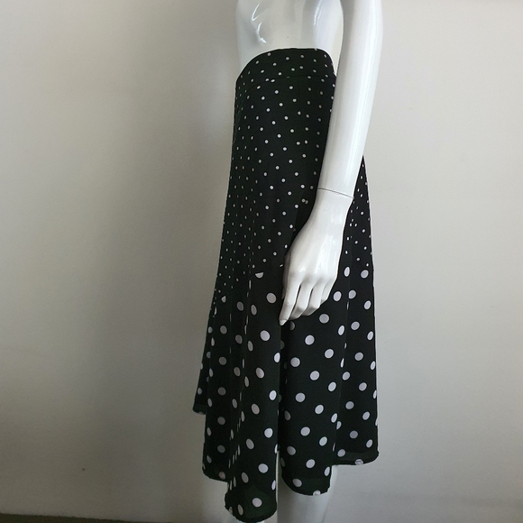 Review Size 14 Monochrome Polka Dot A line Skirt - Picture 7 of 12